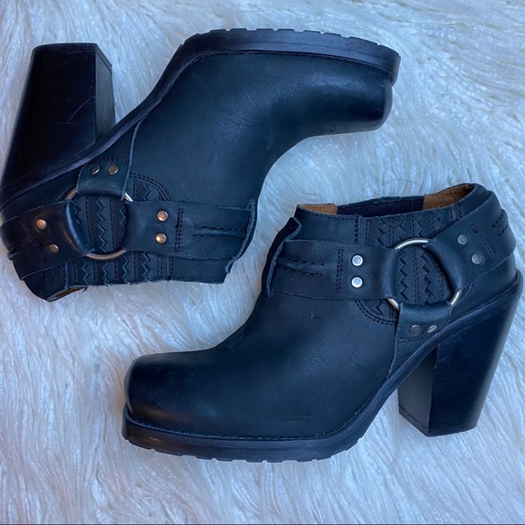 SIXTYSEVEN black square toe heeled ankle boots - Picture 7 of 10